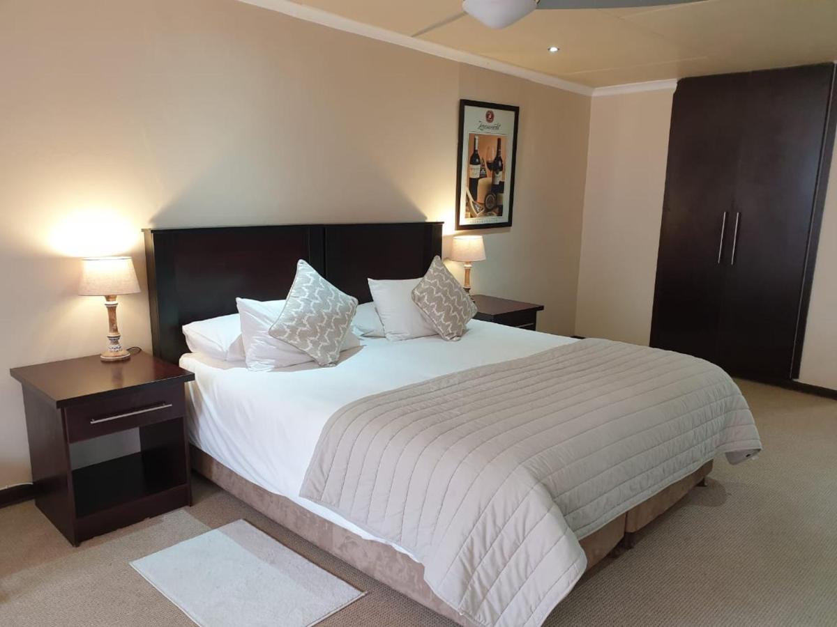 The Lazy Grape Guest Lodge & Spa Benoni Zewnętrze zdjęcie