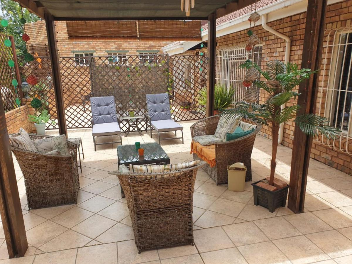 The Lazy Grape Guest Lodge & Spa Benoni Zewnętrze zdjęcie