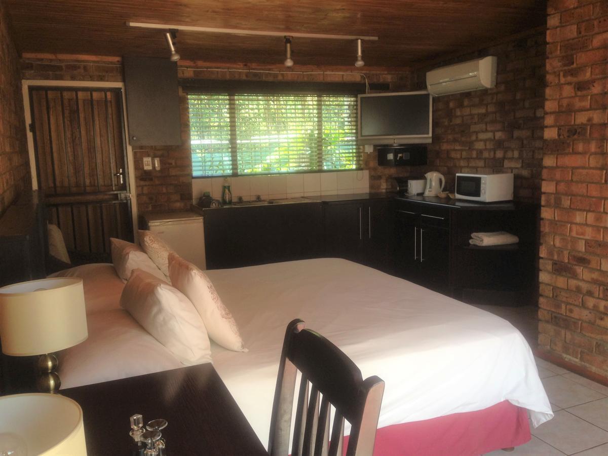 The Lazy Grape Guest Lodge & Spa Benoni Zewnętrze zdjęcie