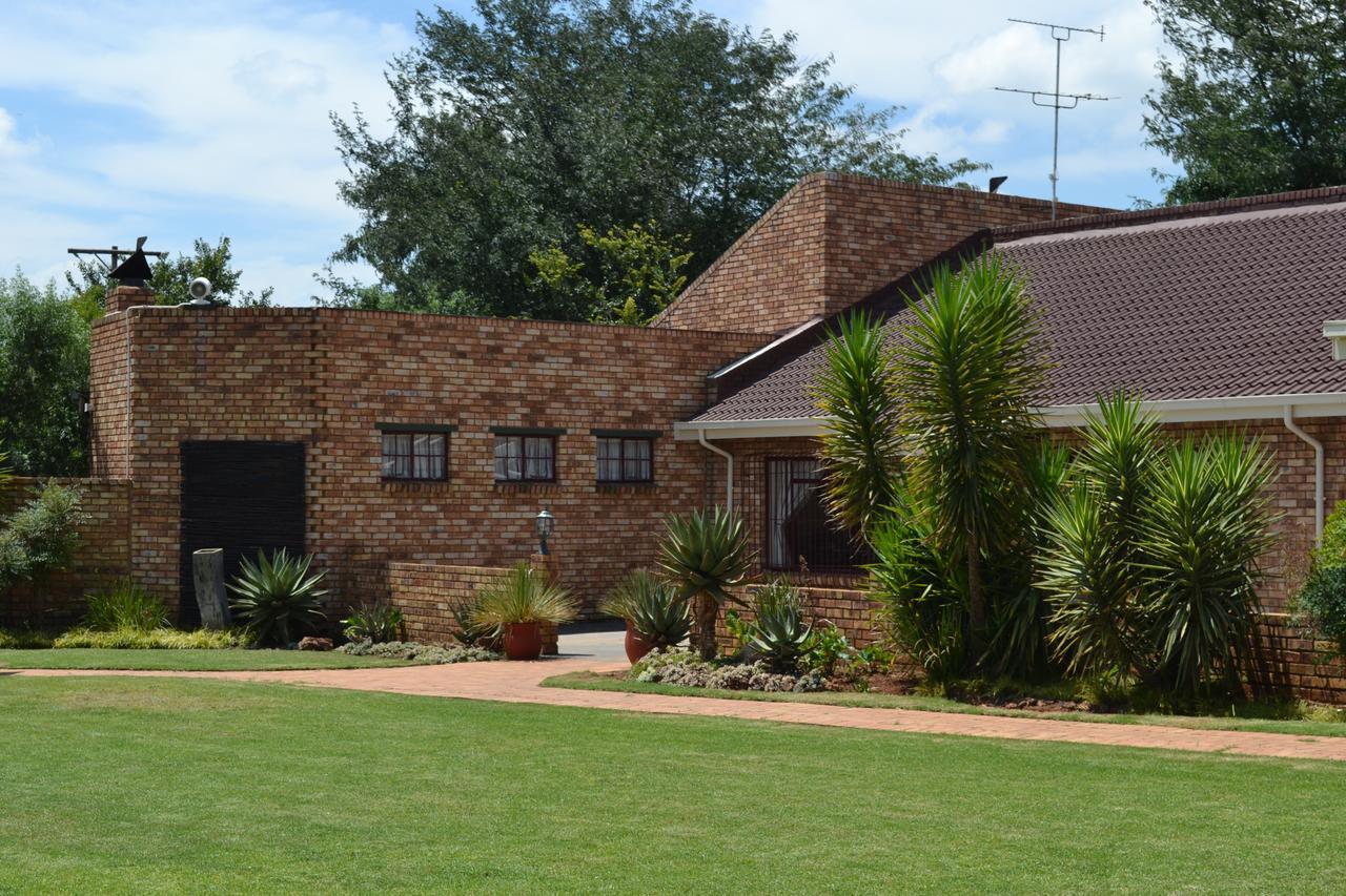 The Lazy Grape Guest Lodge & Spa Benoni Zewnętrze zdjęcie
